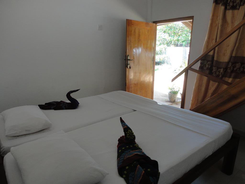 Yoho Hotel Arugambay Beach Inn Arugam Bay Bilik gambar