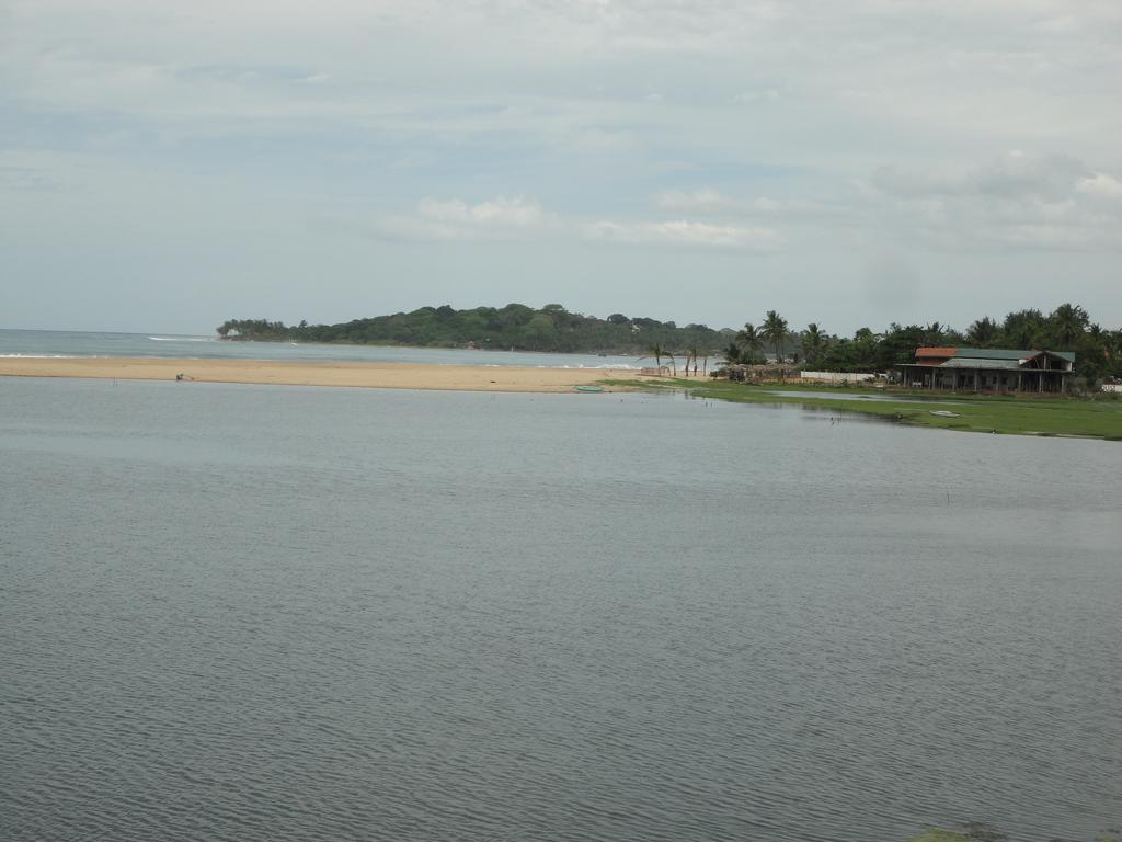 Yoho Hotel Arugambay Beach Inn Arugam Bay Luaran gambar